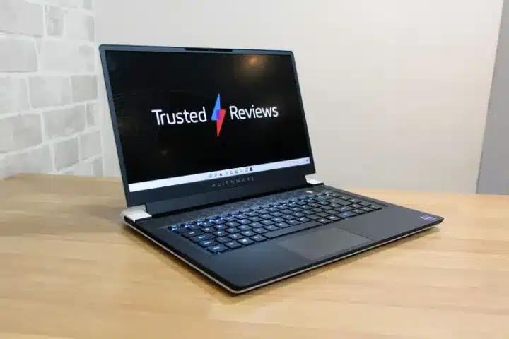 alienware x15 vs m15